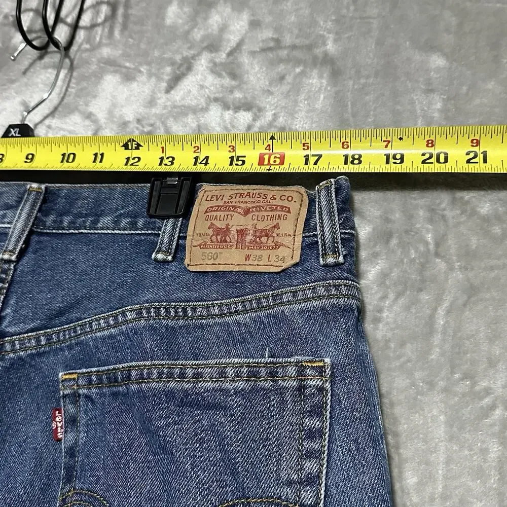 Y2k Levis Distressed Comfort Fit 560 Medium Wash Blue Jeans Mens 38x34 Classic‎